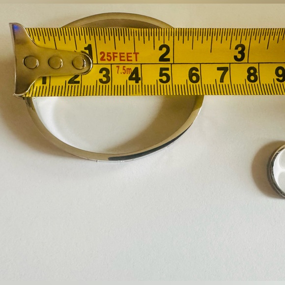 Designer White Love bracelet with matching ring 💍 - Picture 3 of 3